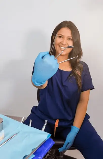 Д-р Мария Николова